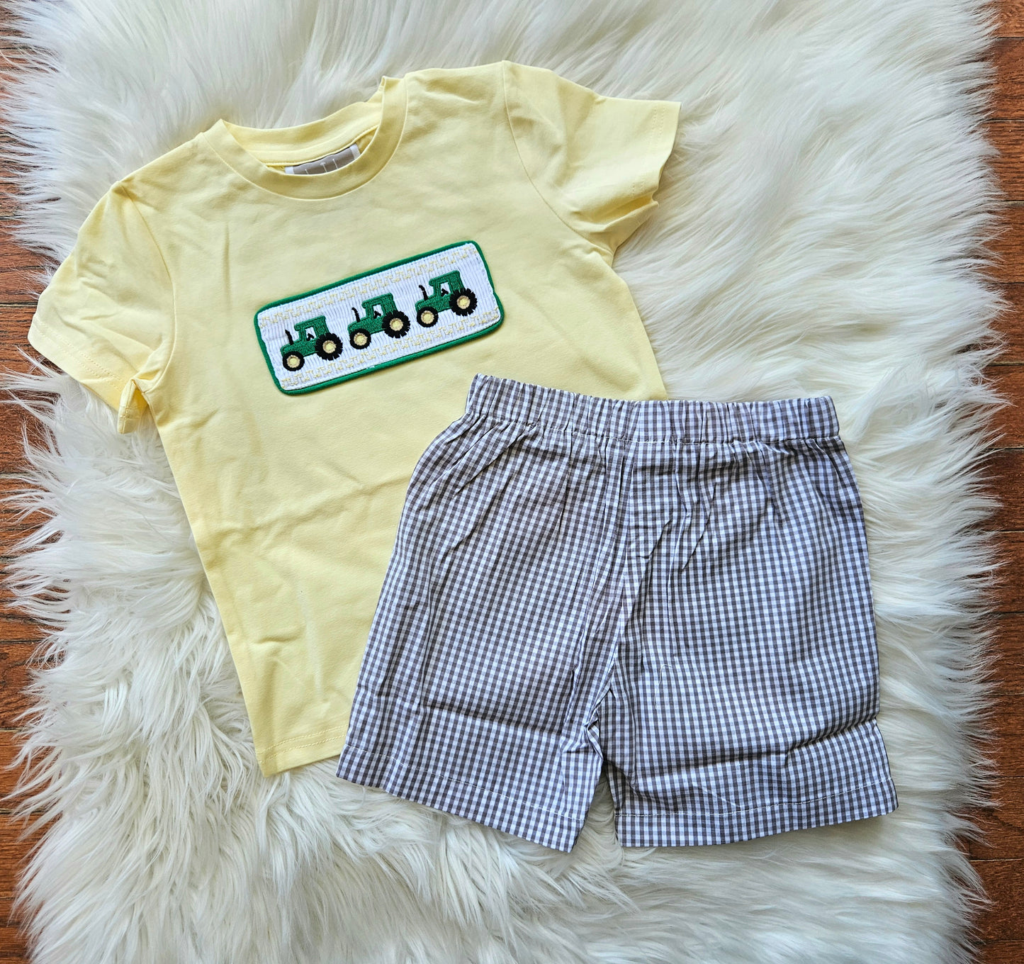 Green Tractor Smocked Boys Short Set #503