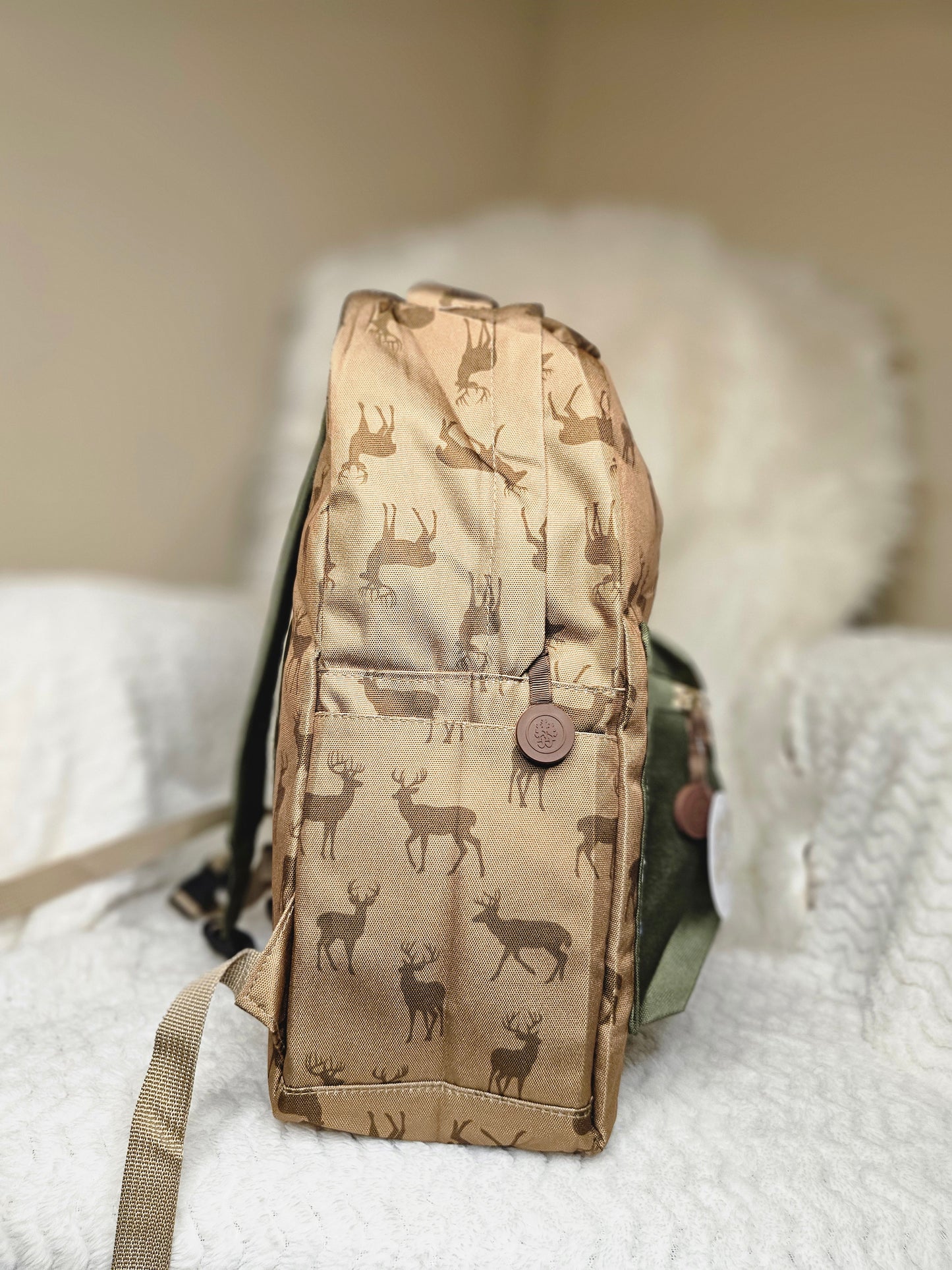 Deer Hunting Brown/Green Backpack