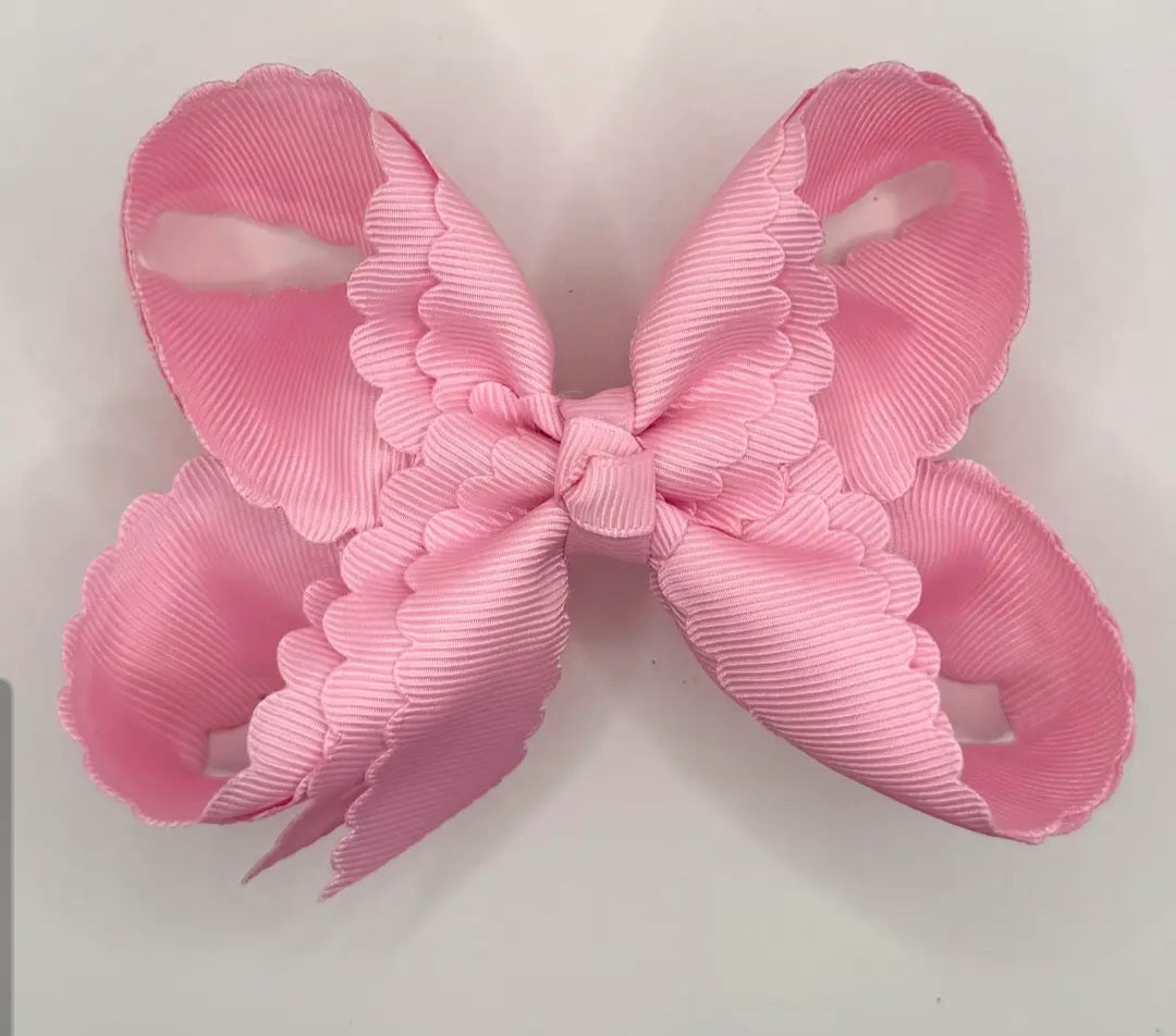 Pink Scallop Edge Clip Bow