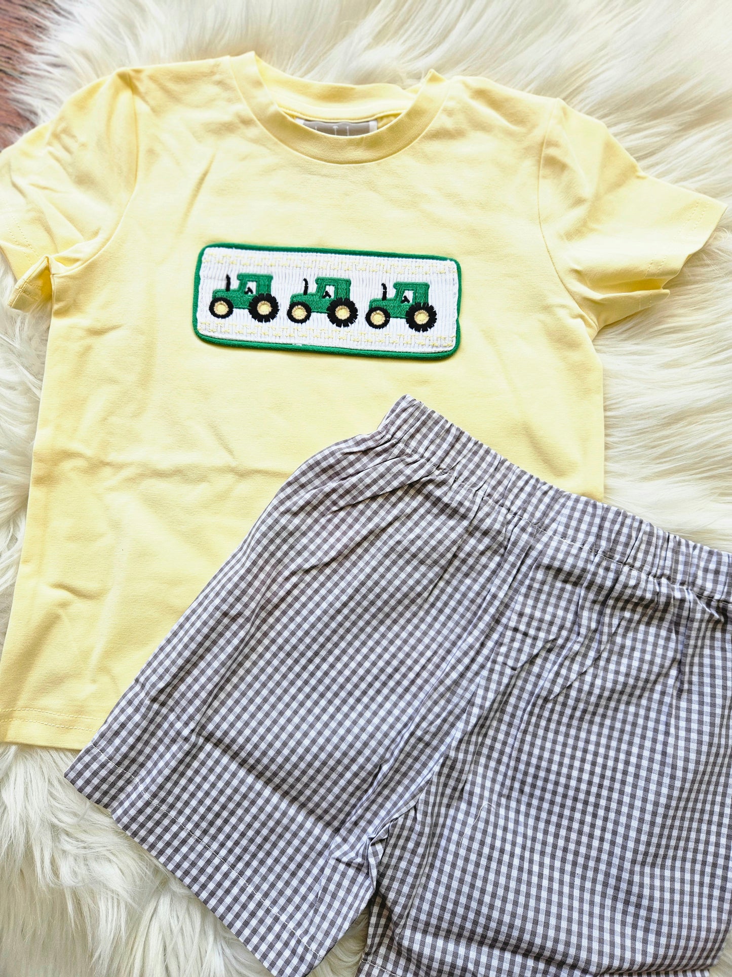 Green Tractor Smocked Boys Short Set #503